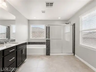 7861 Hamilton Pool Drive, Las Vegas, NV 89113 Primary Bathroom