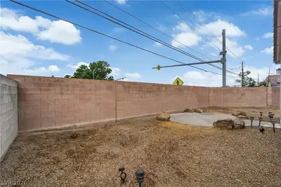 2653 Thunder Struck Court, North Las Vegas, NV 89030 Yard