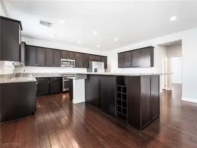 1350 Bear Brook Avenue, Henderson, NV 89074 Kitchen
