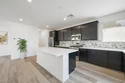 827 Aurelie Ridge Street, Henderson, NV 89011 
