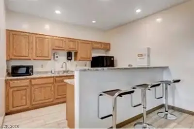 3314 Indian Shadow Street 202, Las Vegas, NV 89129 Kitchen
