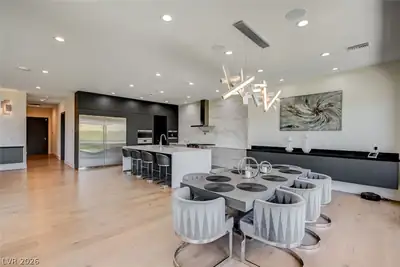 6 Drifting Shadow Way, Las Vegas, NV 89135 Dining Area