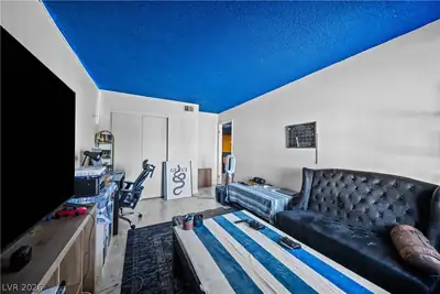 640 Brookway Lane, Las Vegas, NV 89169 Living Room
