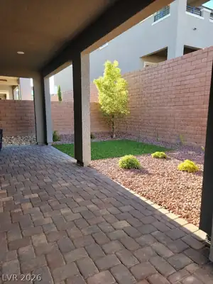 10688 Silver Pond Avenue, Las Vegas, NV 89135 Patio