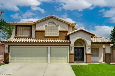 10016 Diving Duck Avenue, Las Vegas