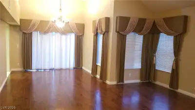 3212 Beacon Shores Circle, Las Vegas, NV 89117 Living Room