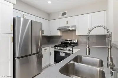 3144 Tarpon Drive 204 Las Vegas, NV 89120