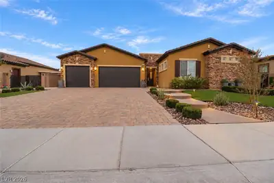 7083 Falabella Ridge Avenue, Las Vegas, NV 89131 Front of Structure