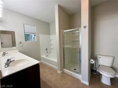 8777 West Maule Avenue 1094, Las Vegas, NV 89148 Primary Bathroom