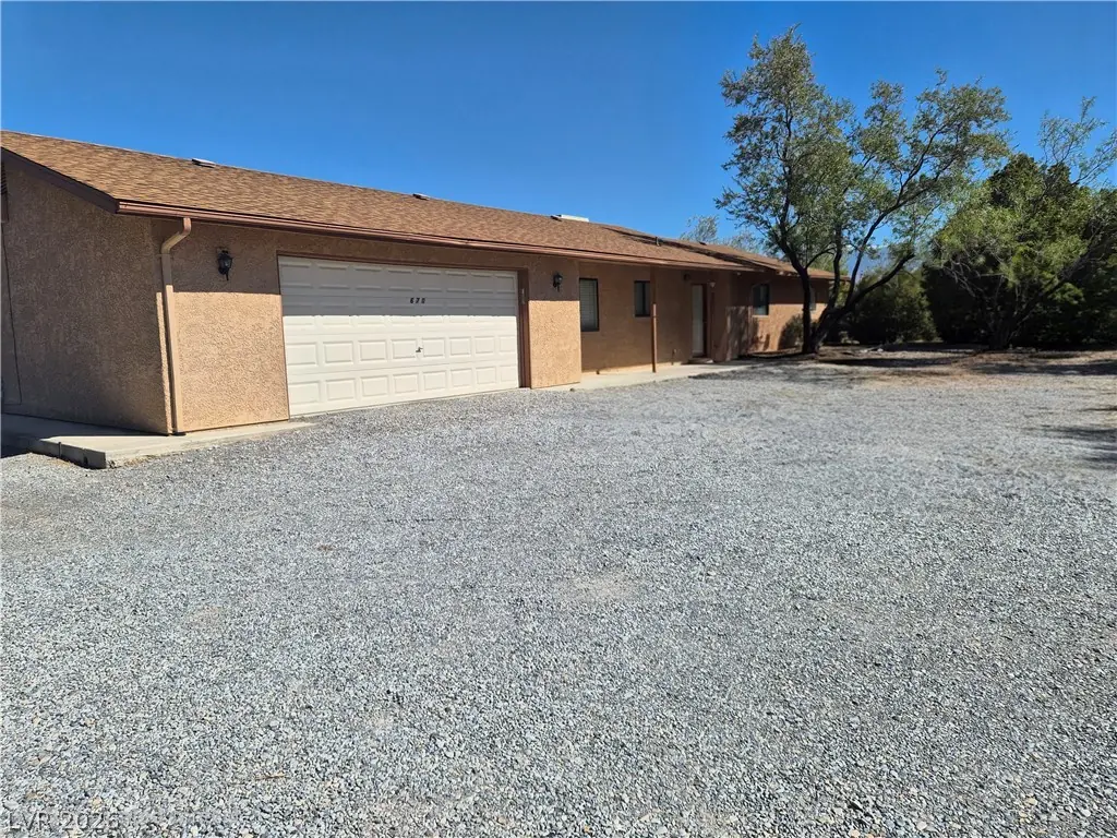 670 West Calvada Boulevard, Pahrump, NV 89048