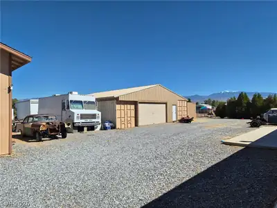 670 West Calvada Boulevard, Pahrump, NV 89048 Yard