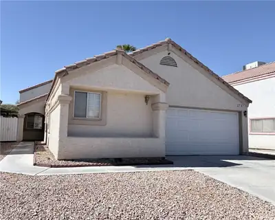 2737 CATHEDRAL Lane, Las Vegas, NV 89108 Front of Structure