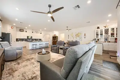 752 Dorsey Falls Street, Henderson, NV 89011 Living Room