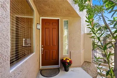 395 Cascade Mist Avenue, Las Vegas, NV 89123 Entry