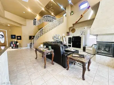 27 Via Paradiso Street, Henderson, NV 89011 Living Room