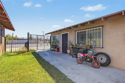 2155 Belmont Street, North Las Vegas, NV 89030 