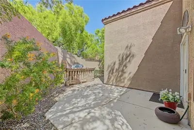 1705 Eagle Feather Street, Las Vegas, NV 89128 Patio