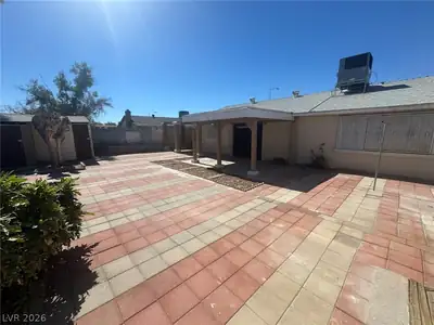 1684 Gateway Avenue, Las Vegas, NV 89104 Back of Structure