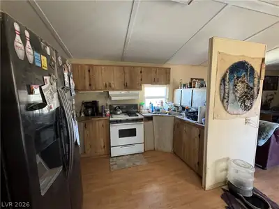 707 Cottonwood Street, Alamo, NV 89001 Kitchen