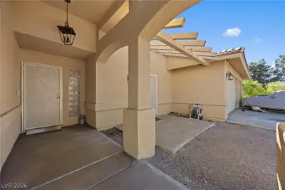 211 West Highland Drive, Henderson, NV 89015 