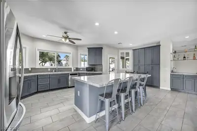 3925 Quadrel Street, Las Vegas, NV 89129 Kitchen