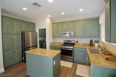 3033 Andretti Lane, Henderson, NV 89052 Kitchen