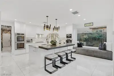 10736 Penhurst Way, Las Vegas, NV 89135 Kitchen