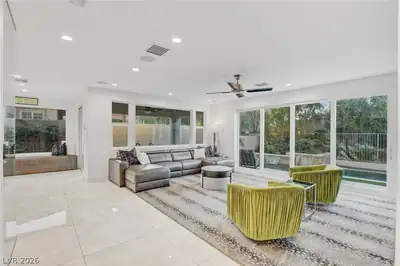 10736 Penhurst Way, Las Vegas, NV 89135 Living Room