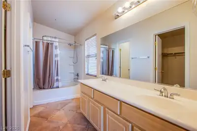 6717 Lookout Lodge Lane 1, North Las Vegas, NV 89084 Primary Bathroom