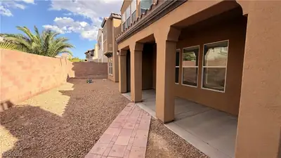 496 VIA PALERMO Drive, Henderson, NV 89011 Yard