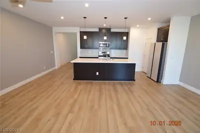 752 Echelon Street, Las Vegas, NV 89138 Kitchen
