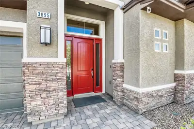 3895 Valles Caldera Court, Las Vegas, NV 89118 Entry