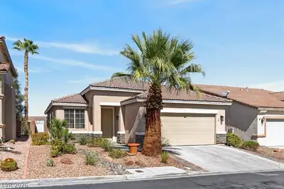 9914 Ridge Hill Avenue, Las Vegas, NV 89147 Front of Structure