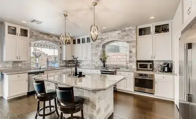 9877 Parador Cellars Court, Las Vegas, NV 89141 Kitchen