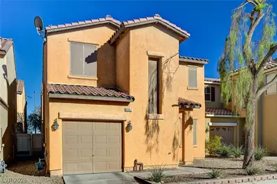 8062 Imperial Treasure Street, Las Vegas, NV 89139 Front of Structure