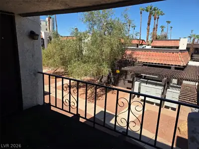 1405 Vegas Valley Drive 368, Las Vegas, NV 89169 Balcony