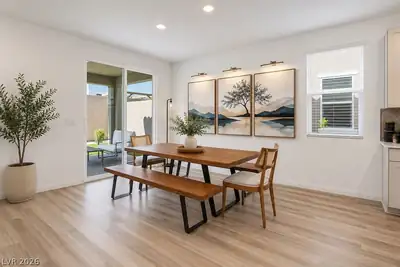 9343 Franconia Avenue, Las Vegas, NV 89149 Dining Area