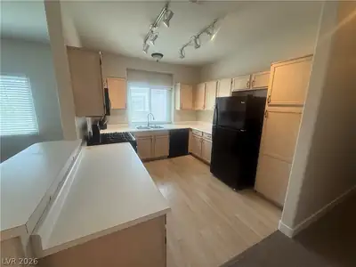 5104 Jordan Frey Street 204, Las Vegas, NV 89130 Kitchen