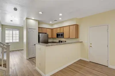 9821 Hanover Grove Avenue, Las Vegas, NV 89148 Kitchen
