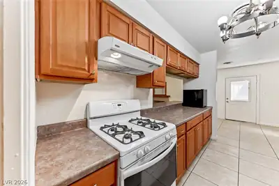 229 Shadow Lane, Las Vegas, NV 89106 Kitchen