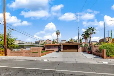 229 Shadow Lane, Las Vegas