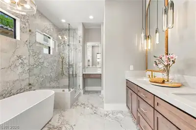 11533 Glowing Sunset Lane, Las Vegas, NV 89135 Primary Bathroom