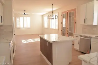 4517 Rockpine Drive, North Las Vegas, NV 89081 Kitchen