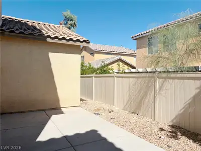 7796 Somerhill Point Way, Las Vegas, NV 89139 Yard