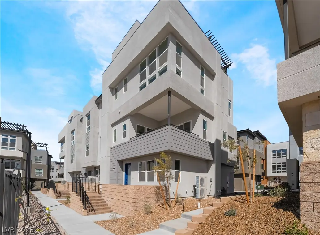 2527 Cracked Stone Street, Henderson, NV 89044