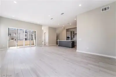 2527 Cracked Stone Street, Henderson, NV 89044 Living Room