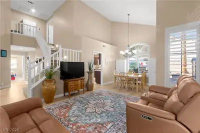 1524 Bright View Drive, Las Vegas, NV 89119 Living Room