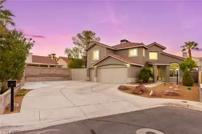 1524 Bright View Drive, Las Vegas, NV 89119 Front of Structure