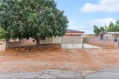 2522 Sunrise Street, Las Vegas, NV 89101 Front of Structure