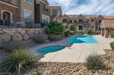 2752 Fountain Vista Lane, Henderson, NV 89074 Pool